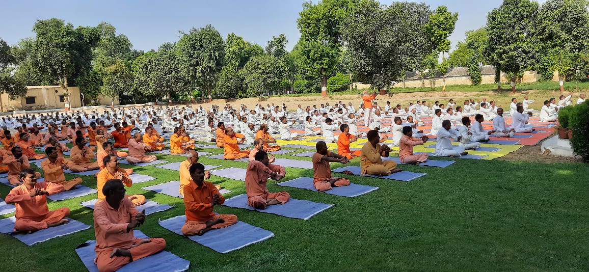 21 June 2022 Yoga Program On Centrail Jail