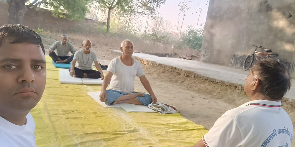 Daily Yoga Activity @ Kkic Yog hall 24-04-2025