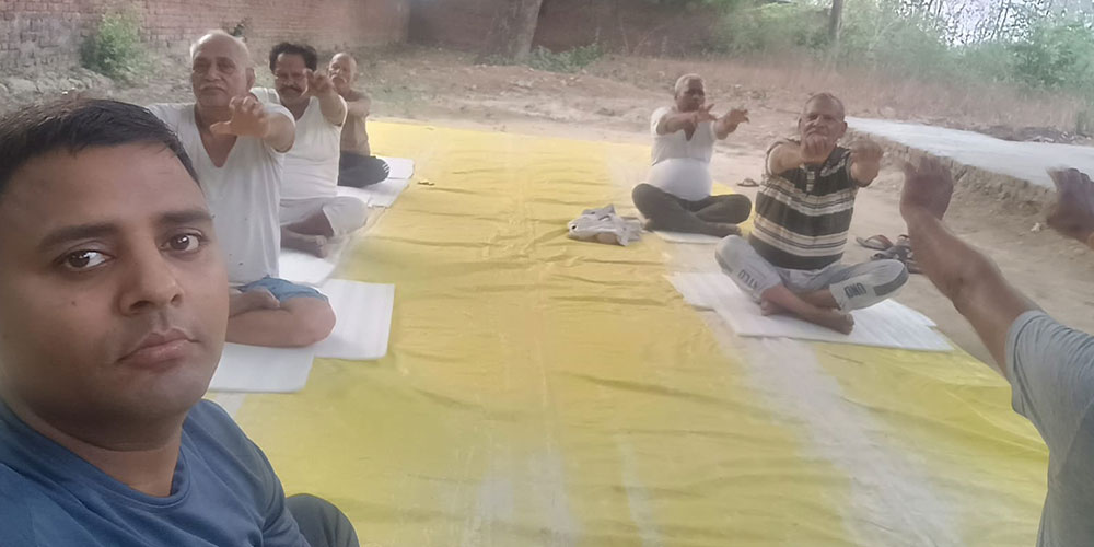 KASHI KRISHAK INTER COLLEGE DAILY YOG PRATICE DATE: 12-05-2025 1